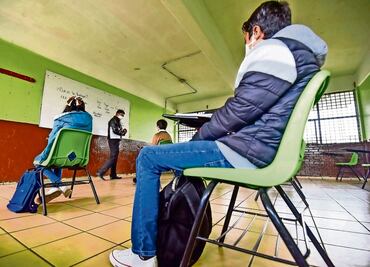 En México, maestros dan clases sin tener licenciatura