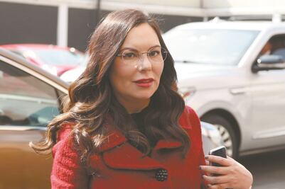 Criticar o no a AMLO, el dilema de la diputada