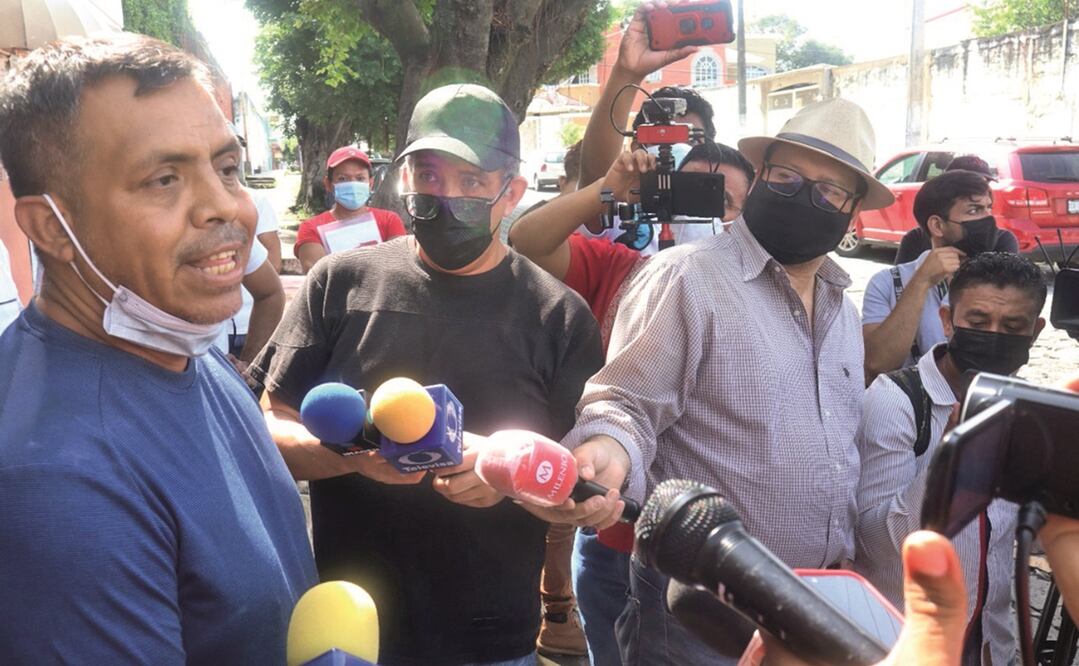 Activistas señalaron que las protestas también exigen que se libere a decenas de personas encarceladas en la Estación Migratoria Siglo 21. Foto:María de Jesús Peters. EL UNIVERSAL