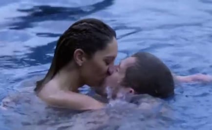 La escena erótica de Geraldine Bazán en la alberca