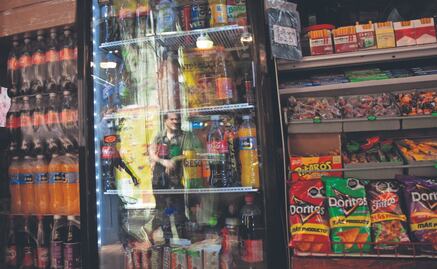 Demandan etiquetar los impuestos a refrescos hacia salud