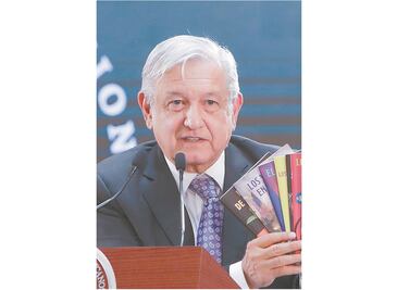 El avión, los empresarios y los tamales de chipilín