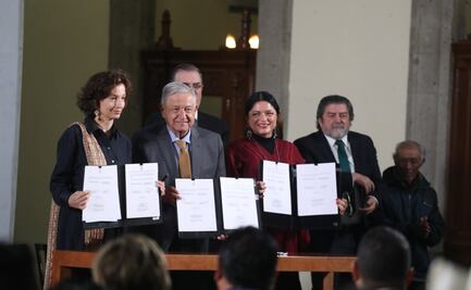 Se compromete AMLO ante Unesco a fortalecer las lenguas indígenas del país