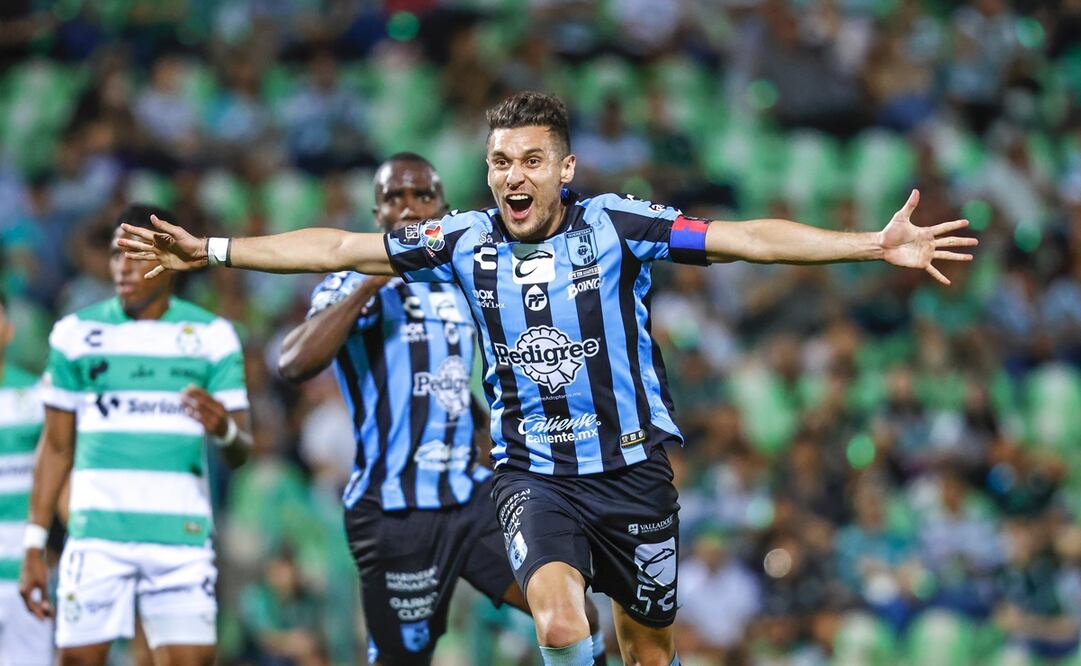 Kevin Escamilla festejando el primer gol de Querétaro / Foto: Imago7