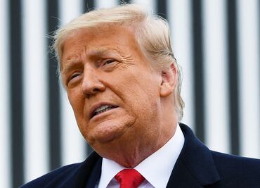 Demócratas piden a Trump testificar bajo juramento en su juicio político ante el Senado