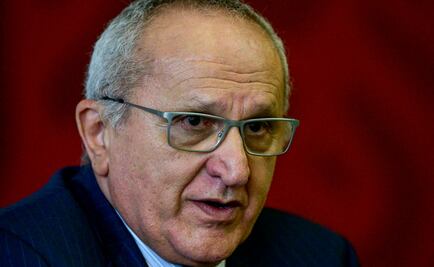 Medidas de Trump son "muy extremas"; podría llevar a guerra comercial: México