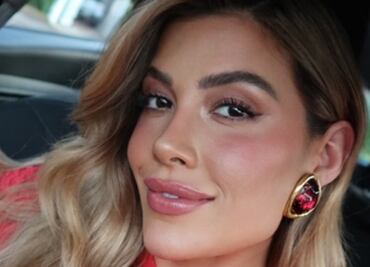 Michelle Salas sufre una caída durante su visita a la CDMX; así ocurrió el momento