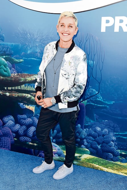 Como el personaje de Dory, Ellen comparte su filosofía: “Sigue nadando” (CHRIS PIZZELLO. AP)