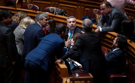 Cae gobierno de Portugal, tras perder moción de confianza; podrían convocar a elecciones anticipadas