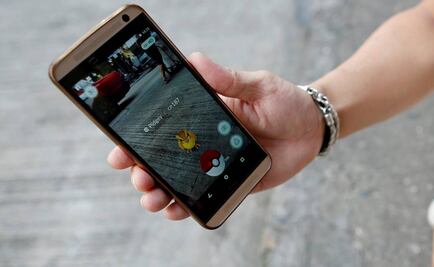 Mujer cae de 3 metros de altura mientras jugaba Pokémon Go