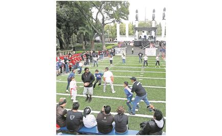 CDMX instalará pantalla en el Zócalo para partido de NFL