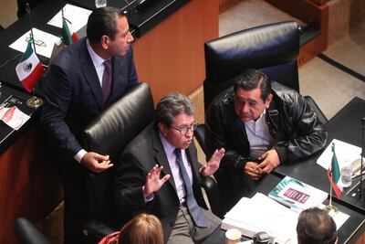 Aprueba Senado plan de austeridad