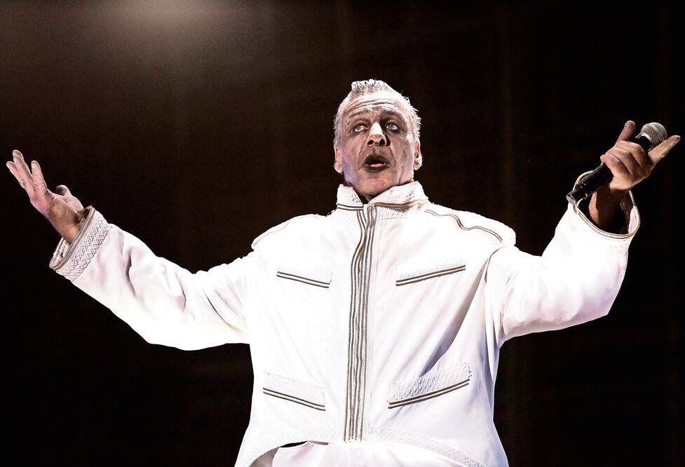 Rammstein despidió la edición 2016 del festival metalero (CRISTOPHER ROGEL BLANQUET. EL UNIVERSAL)