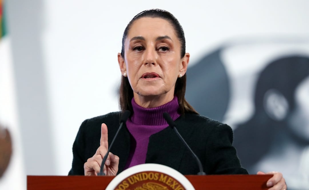 La presidenta de México Claudia Sheinbaum durante una rueda de prensa matutina este lunes, en Palacio Nacional. Foto: EFE/Mario Guzmán