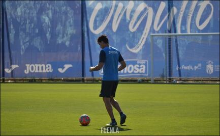 Futbolista, al hospital bajo sospecha de Covid-19