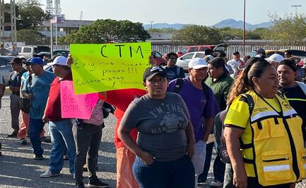 CMIC y CTM protestan; exigen a PEMEX pago de adeudos millonarios en Salina Cruz