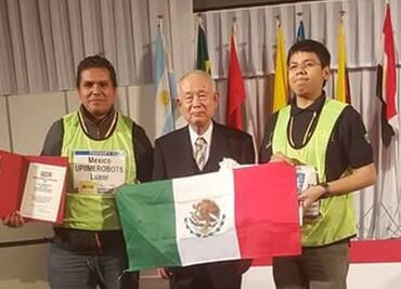 Logran politécnicos 3° lugar en concurso japonés de robótica