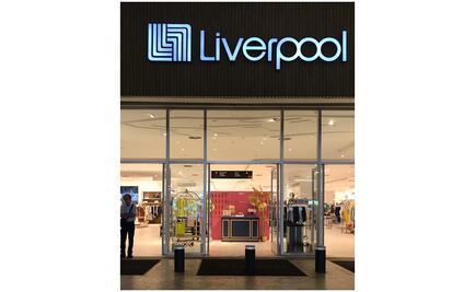 Plazas comerciales siguen operando pese a restricciones por coronavirus