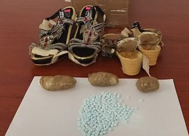 Hallan en Jalisco 900 pastillas de fentanilo ocultas en sandalias