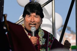 Ordenan la captura del expresidente de Bolivia Evo Morales; lo acusan de terrorismo