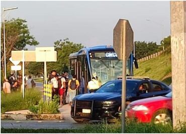 Intensa movilización en calles yucatecas por supuesto “secuestro” de autobús