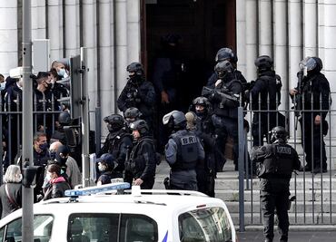 Tras atentado en Niza, Francia eleva el nivel de vigilancia terrorista en todo el país