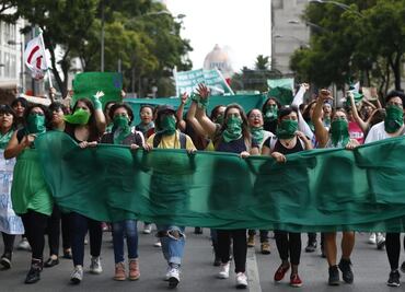“Marea verde” a favor del aborto llega al Hemiciclo a Juárez