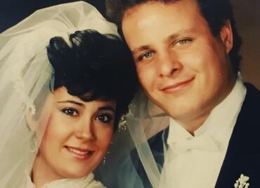 Rubén Cerda da el último adiós a su esposa, cantándole el Ave María