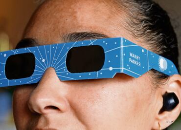 Aumenta la venta de lentes para ver el eclipse