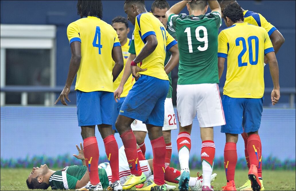 Montes estuvo seis meses fuera de toda actividad por una lesión ante Ecuador. Foto: Imago 7