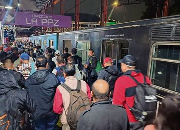 Por fuertes lluvias, Metro suspende 5 estaciones de la Línea A