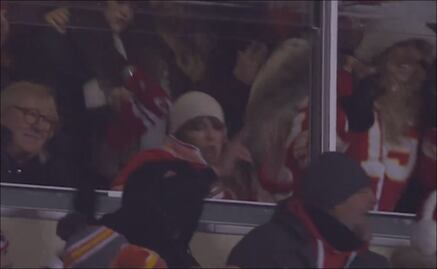 Taylor Swift puso el ambiente en el palco durante el juego de los Chiefs