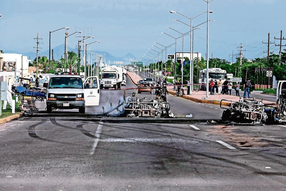 Un convoy militar fue emboscado por un comando armado el pasado 30 de septiembre en Culiacán, Sinaloa (ARCHIVO EL UNIVERSAL)