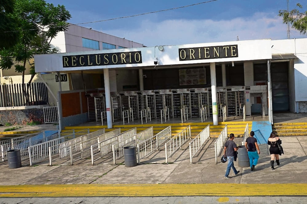 En 2025, 11 mujeres y un hombre fueron detenidos por intentar pasar con droga al Reclusorio Oriente. Foto: Rogelio Morales Ponce / Archivo CUARTOSCURO