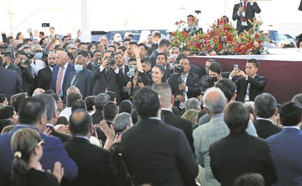 Presidenciables arropan a Villarreal