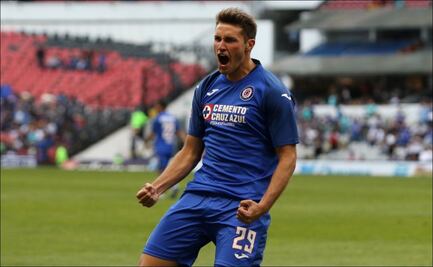 Cruz Azul derrota a los Tuzos en el estadio Azteca