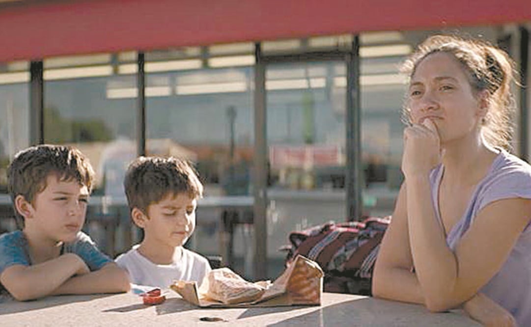 Max y Leo son llevados de México a Albuquerque, EU, por su madre. Fotos: CORTESÍA