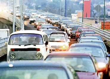 Vecinos acusan “anarquía” en negocios sobre San Jerónimo