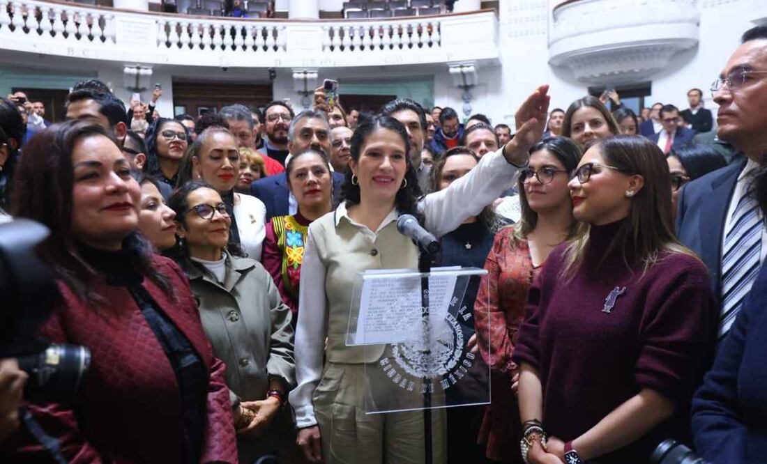 Toma de protesta de la nueva fiscal de la CDMX, Bertha Alcalde Luján en el congreso local. Foto: Fernanda Rojas/ EL UNIVERSAL