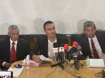 Pascacio López quiere ver en la cárcel a Sarah Nichols y a Vanessa Bauche