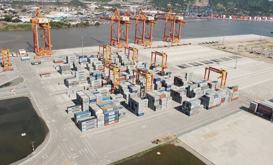 El crecimiento en la carga suelta en Manzanillo registrado en julio y agosto bajó a 7.5%, en comparación anual. Foto: ARCHIVO / EL UNIVERSAL