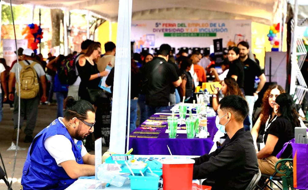 A lo largo de las cinco ediciones de la feria se ha logrado convocar a 329 empresas y promover más de 11 mil 500 vacantes. Foto: Especial