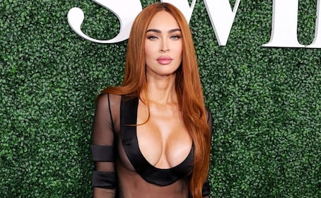Megan Fox se roba las miradas en Instagram con atuendo de cuero y diminuta cintura 
