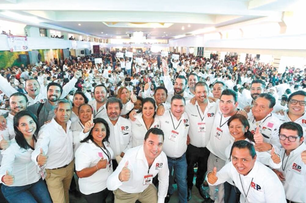 Los comisionados nacionales de la organización se comprometieron a trabajar por Puebla en materia económica, política y social.. Foto: ESPECIAL
