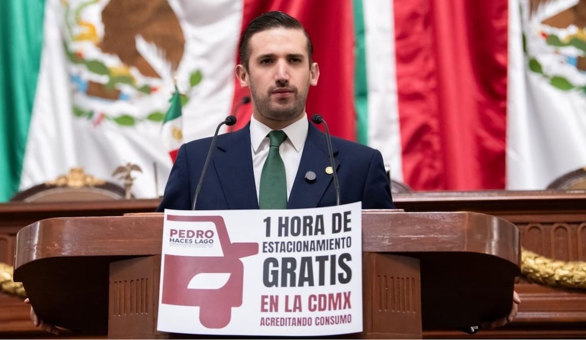Diputado de Morena propone una hora gratis de estacionamiento en CDMX; negocios deberán otorgarla con consumo comprobado. Foto: Especial