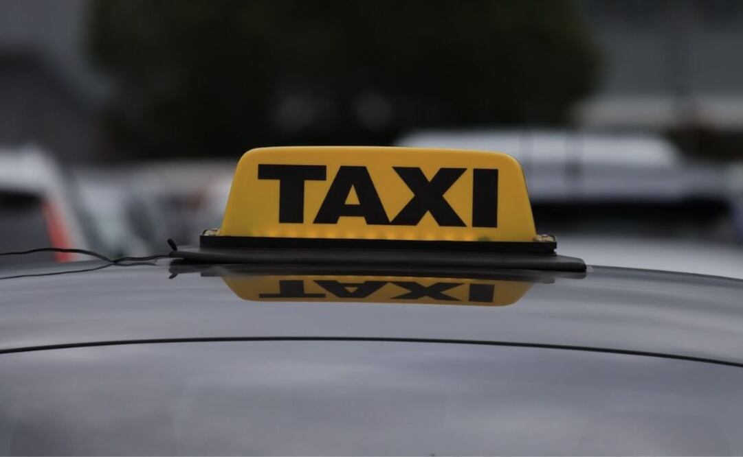 Taxista fue golpeado por un agente de tránsito. Fuente: Pexels.com
