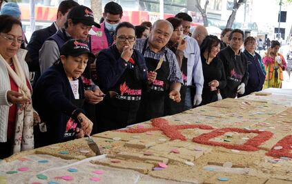 Realizan la feria de la alegría en el Monumento a la Revolución