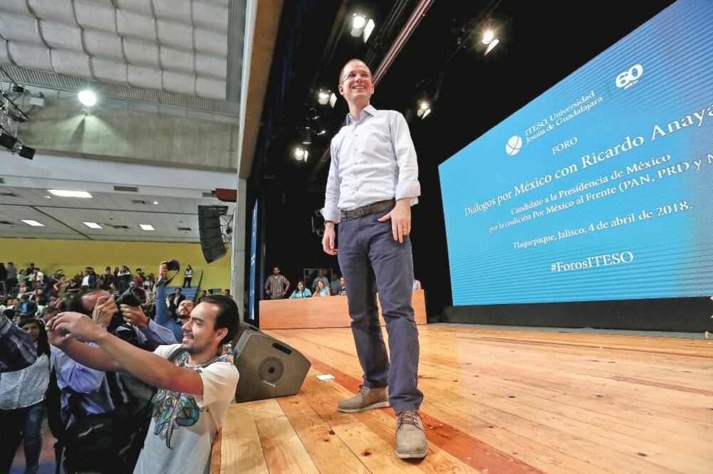 En Guadalajara, el candidato presidencial Ricardo Anaya Cortés respondió preguntas de los estudiantes del Instituto Tecnológico y de Estudios Superiores de Occidente (ARIEL OJEDA. EL UNIVERSAL)