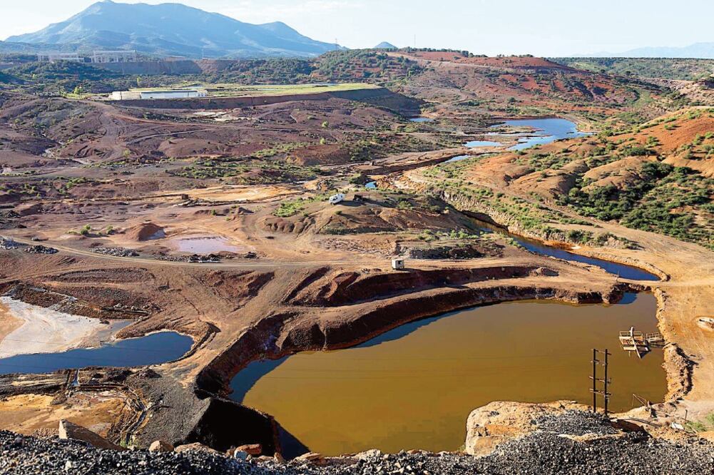 El trabajo reconocido consignó el impacto ambiental que han provocado la industria minera, a partir de actividades ilícitas. En la imagen, el daño ocasionado por Grupo México en Sonora (ARCHIVO EL UNIVERSAL)