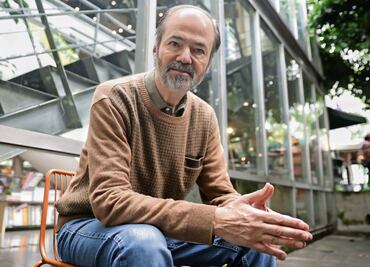 “En los libros, la clave para resistir y salir del horror”: Juan Villoro